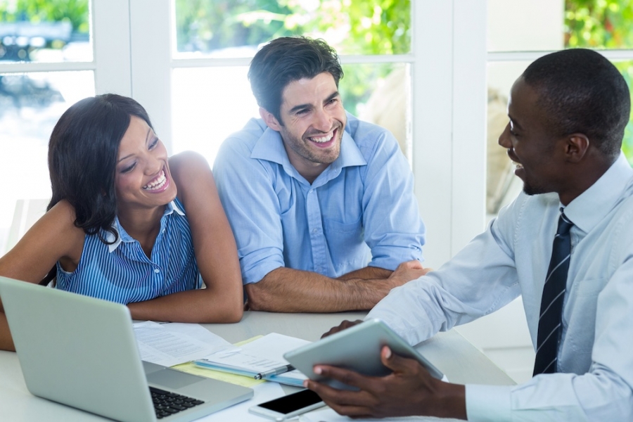 Các chuyên gia của chuyên trang Bất động sản Realtytimes đã tổng hợp một số cách giúp các nhà môi giới có thể tồn tại và phát triển trên thị trường.